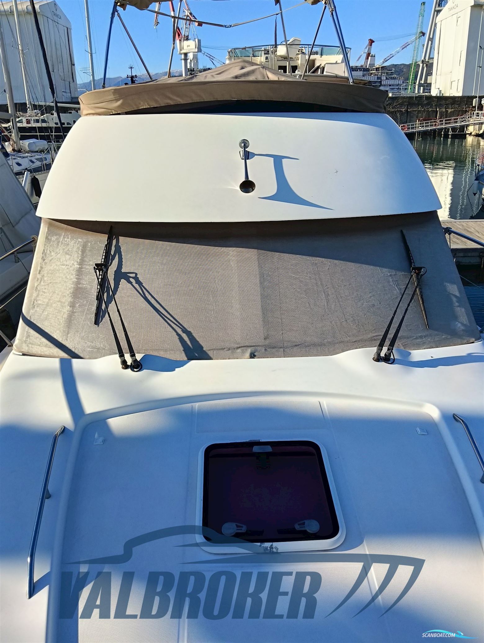 Jeanneau Prestige 32'
