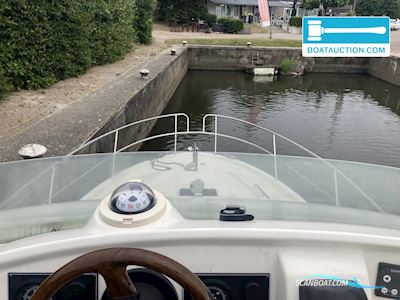 Jeanneau Prestige 32 Motorboat 2003, with Volvo Penta engine, The Netherlands