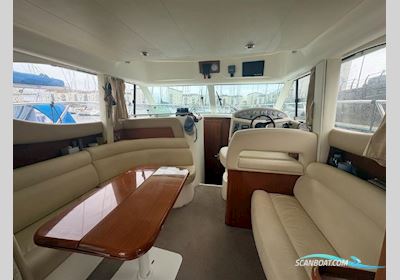 Jeanneau Prestige 32 Motorboat 2007, with Volvo Penta  D4-260 engine, United Kingdom
