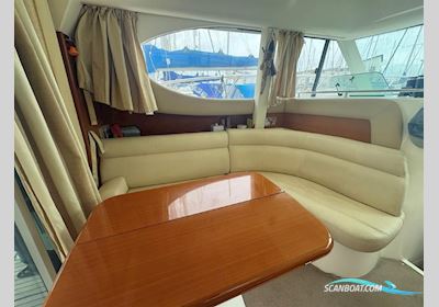 Jeanneau Prestige 32 Motorboat 2007, with Volvo Penta  D4-260 engine, United Kingdom