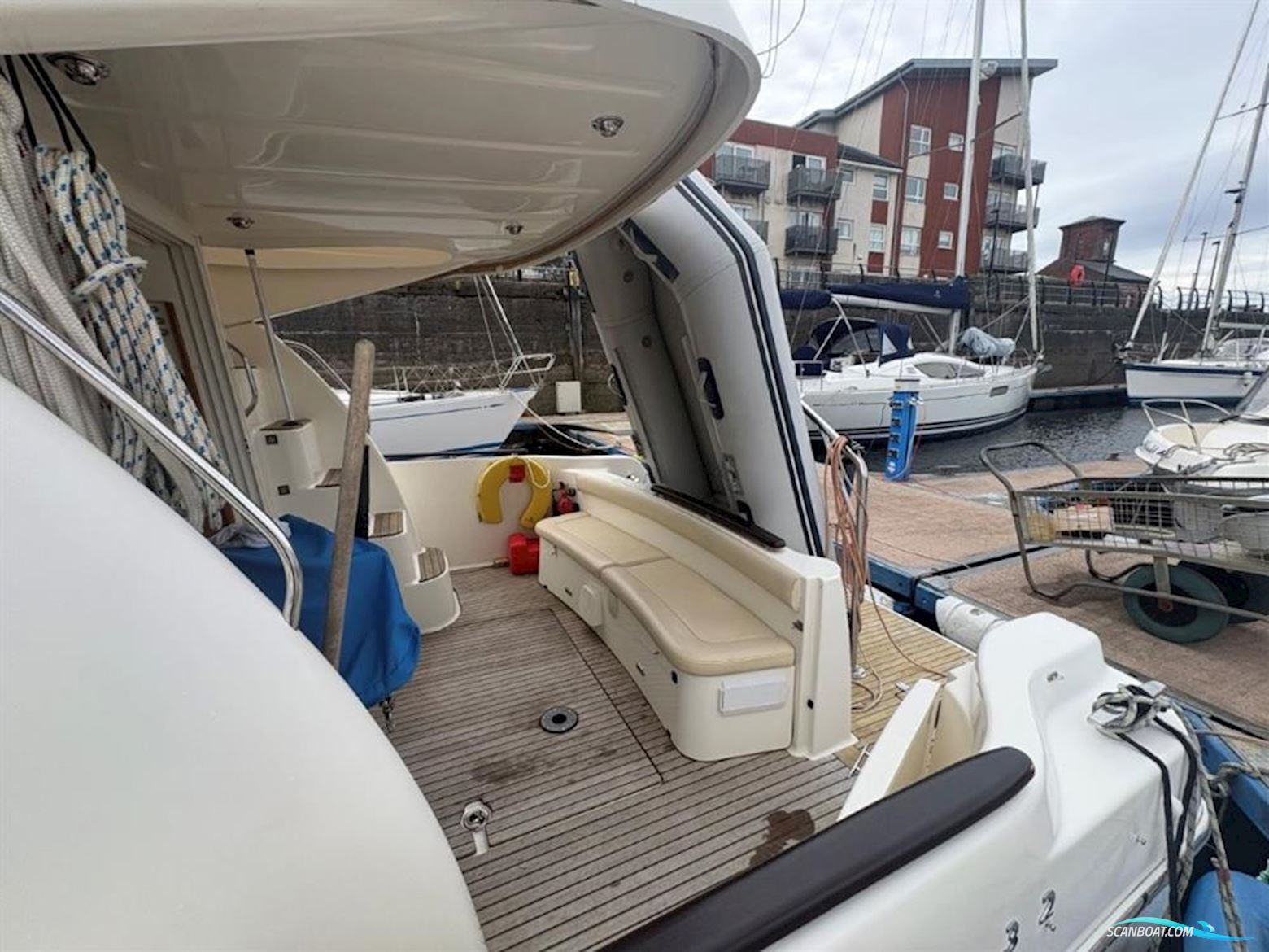 Jeanneau Prestige 32