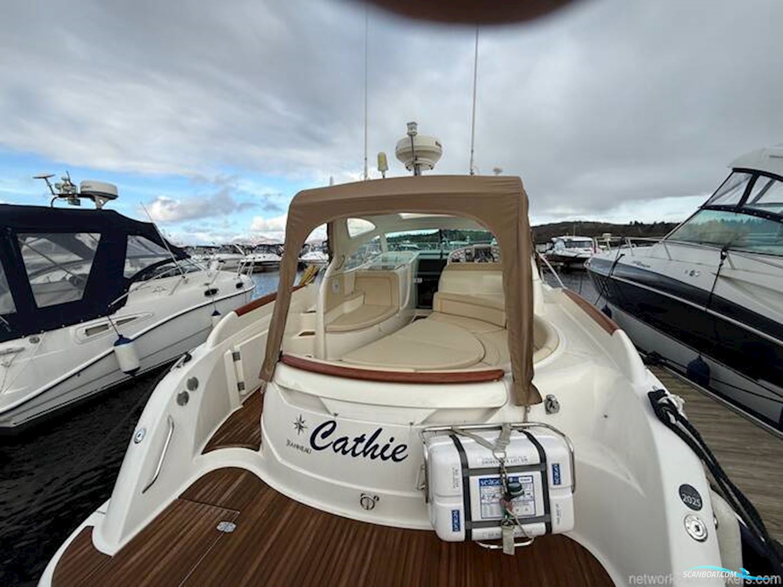 Jeanneau Prestige 34 S Hardtop