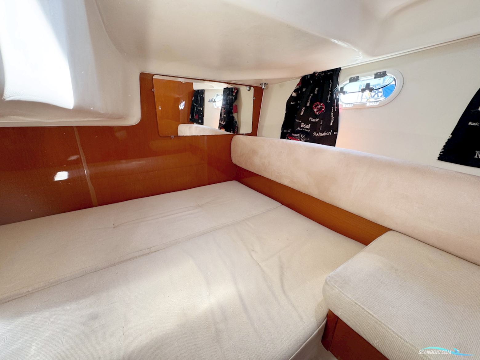 Jeanneau Prestige 34S Volvo Penta D4-260 EVC