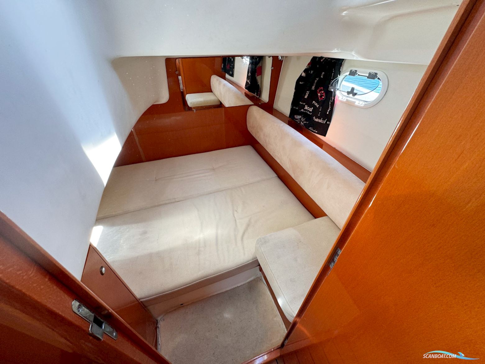 Jeanneau Prestige 34S Volvo Penta D4-260 Evc