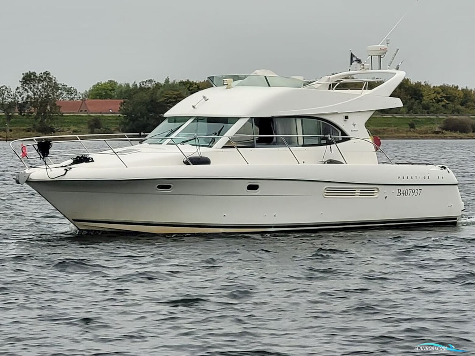 Jeanneau Prestige 36 Motorboat 2001, The Netherlands