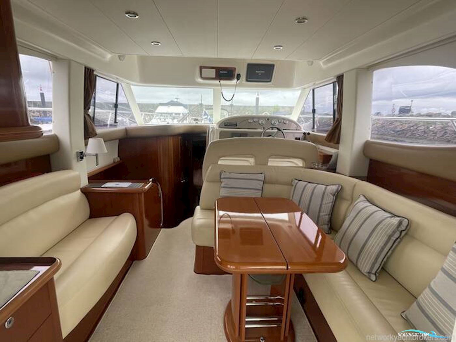 Jeanneau Prestige 36