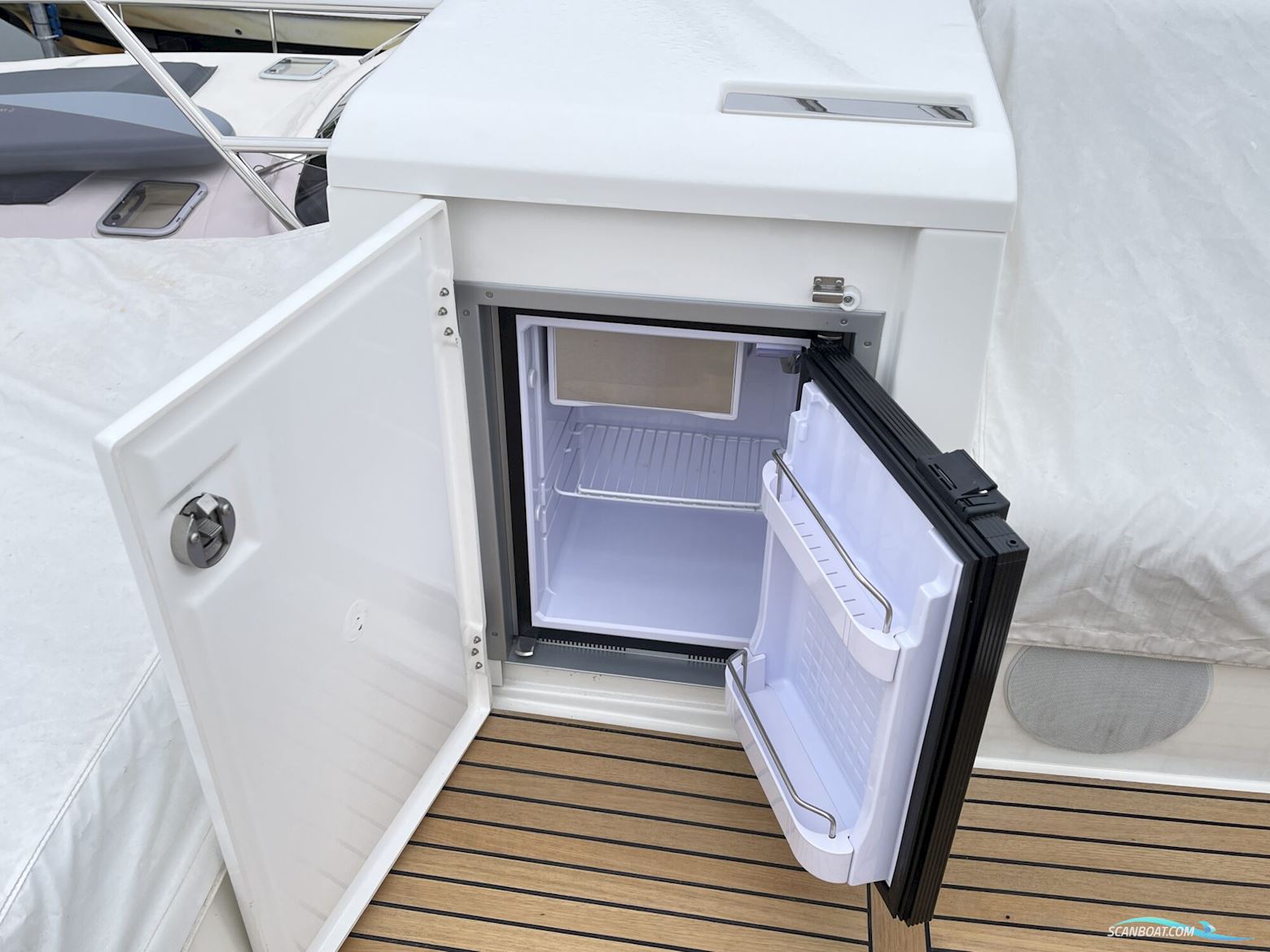 Jeanneau Prestige 420 Flybridge