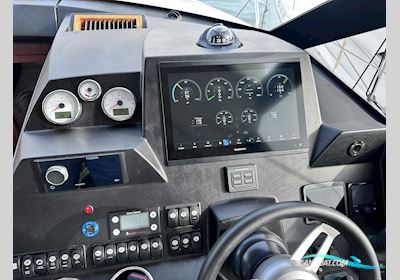 Jeanneau Prestige 450S Motorboat 2015, with Volvo-Penta engine, Spain