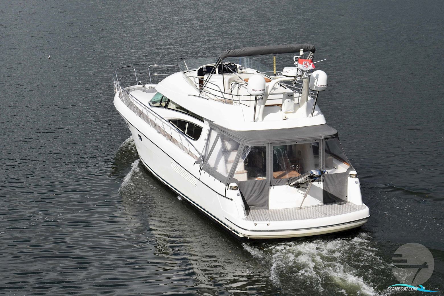 Jeanneau Prestige 46 Flybridge