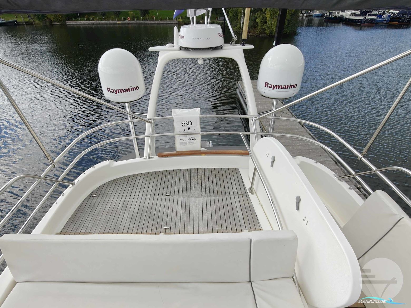 Jeanneau Prestige 46 Flybridge