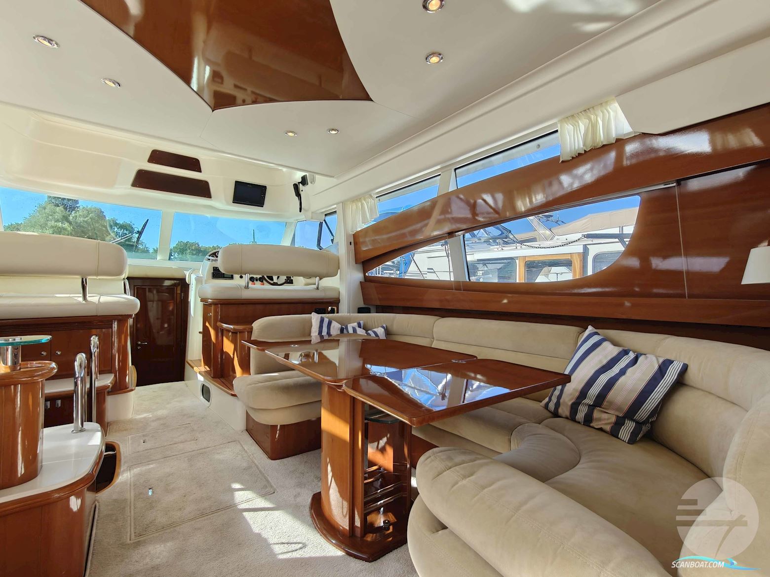 Jeanneau Prestige 46 Flybridge