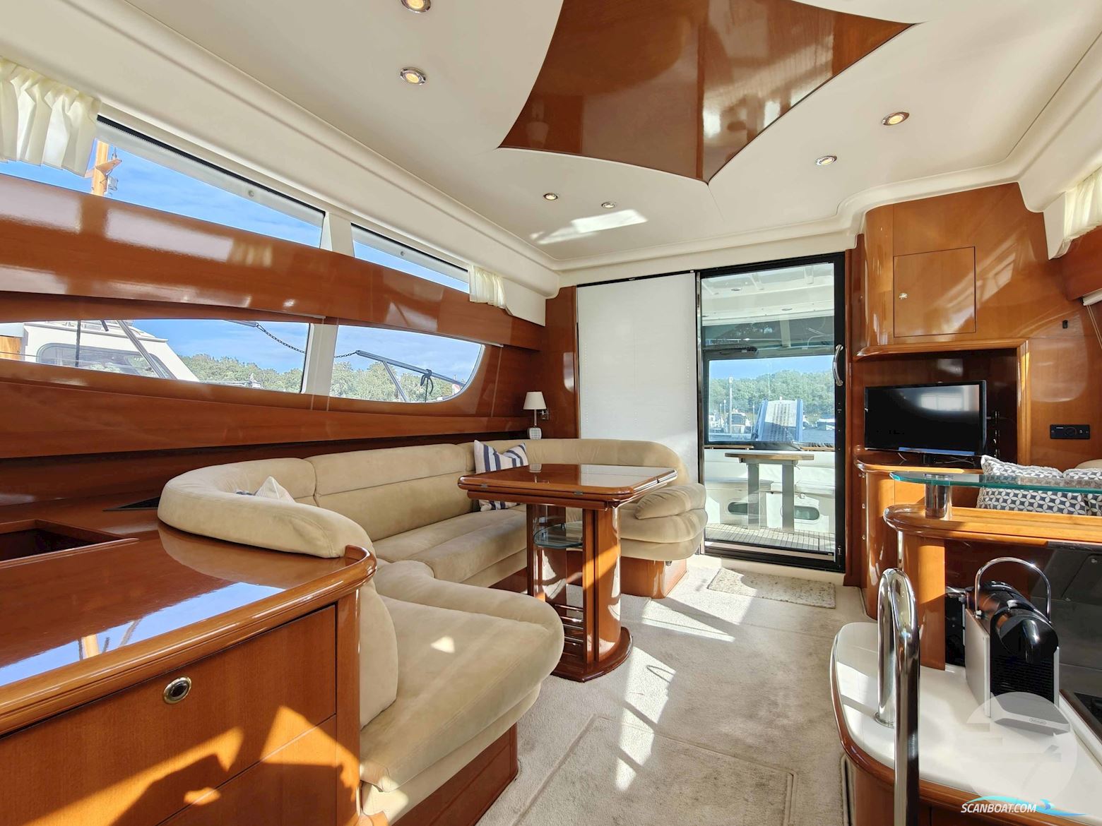 Jeanneau Prestige 46 Flybridge