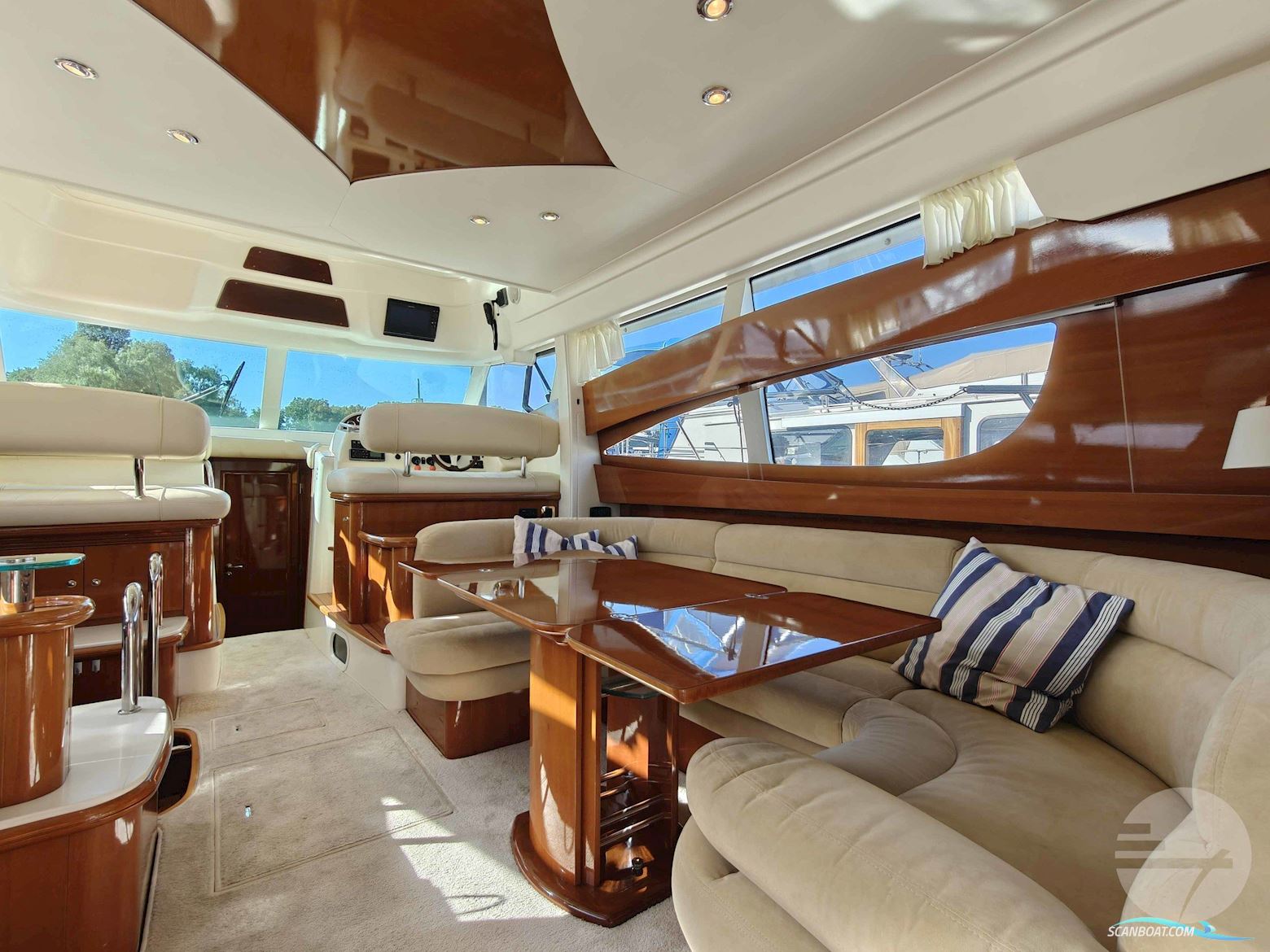 Jeanneau Prestige 46 Flybridge