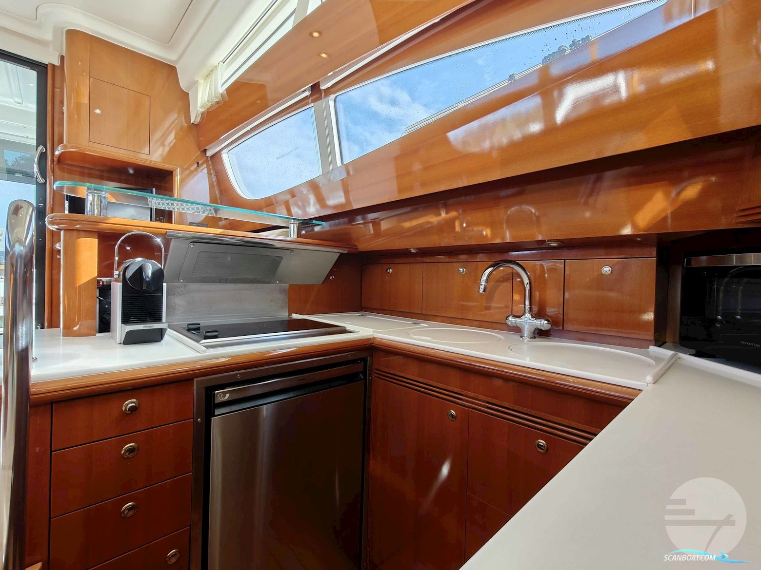Jeanneau Prestige 46 Flybridge