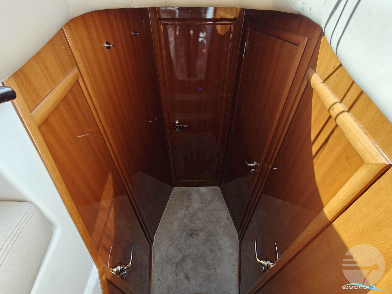 Jeanneau Prestige 46 Flybridge