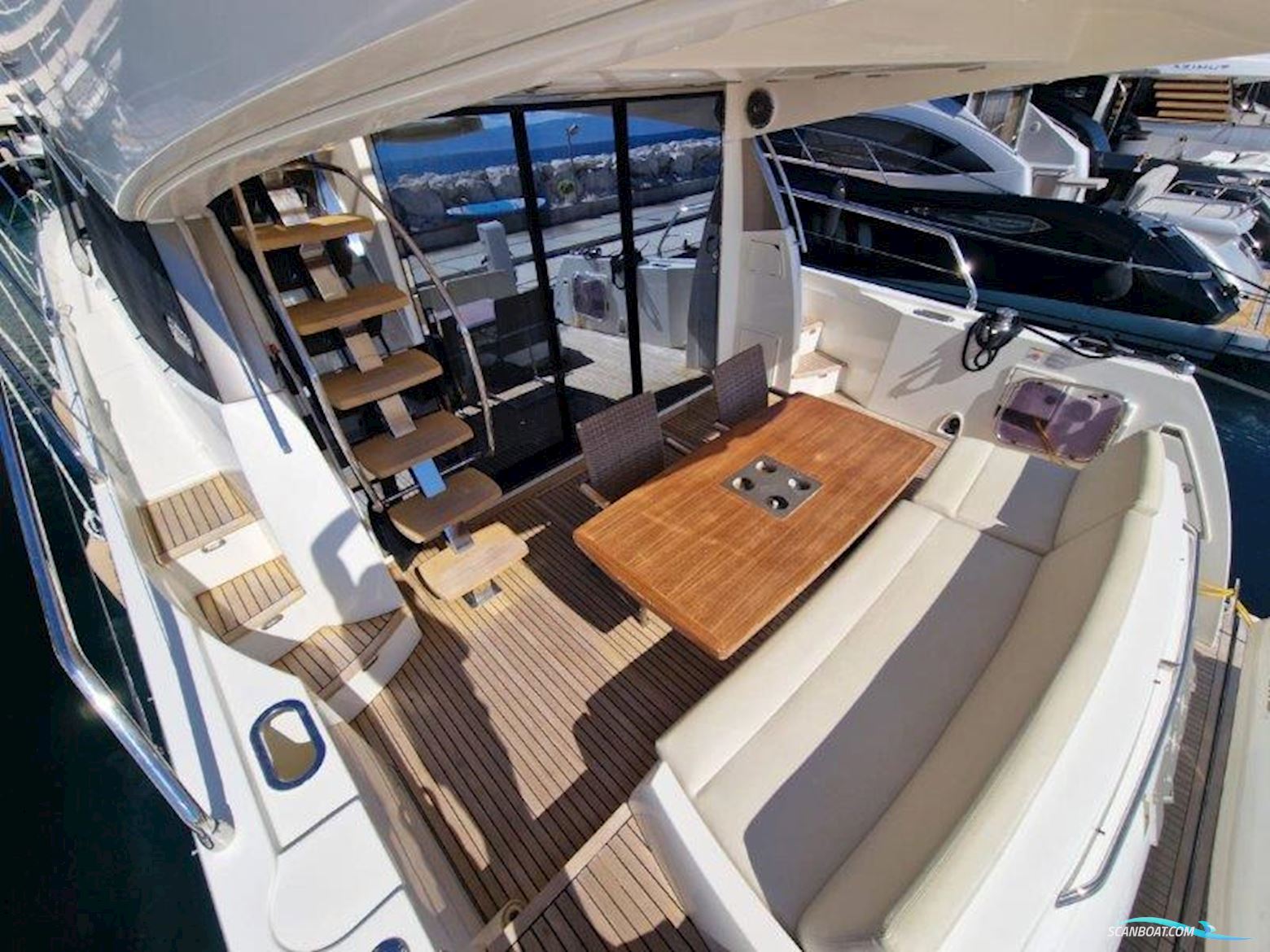 Jeanneau Prestige 550