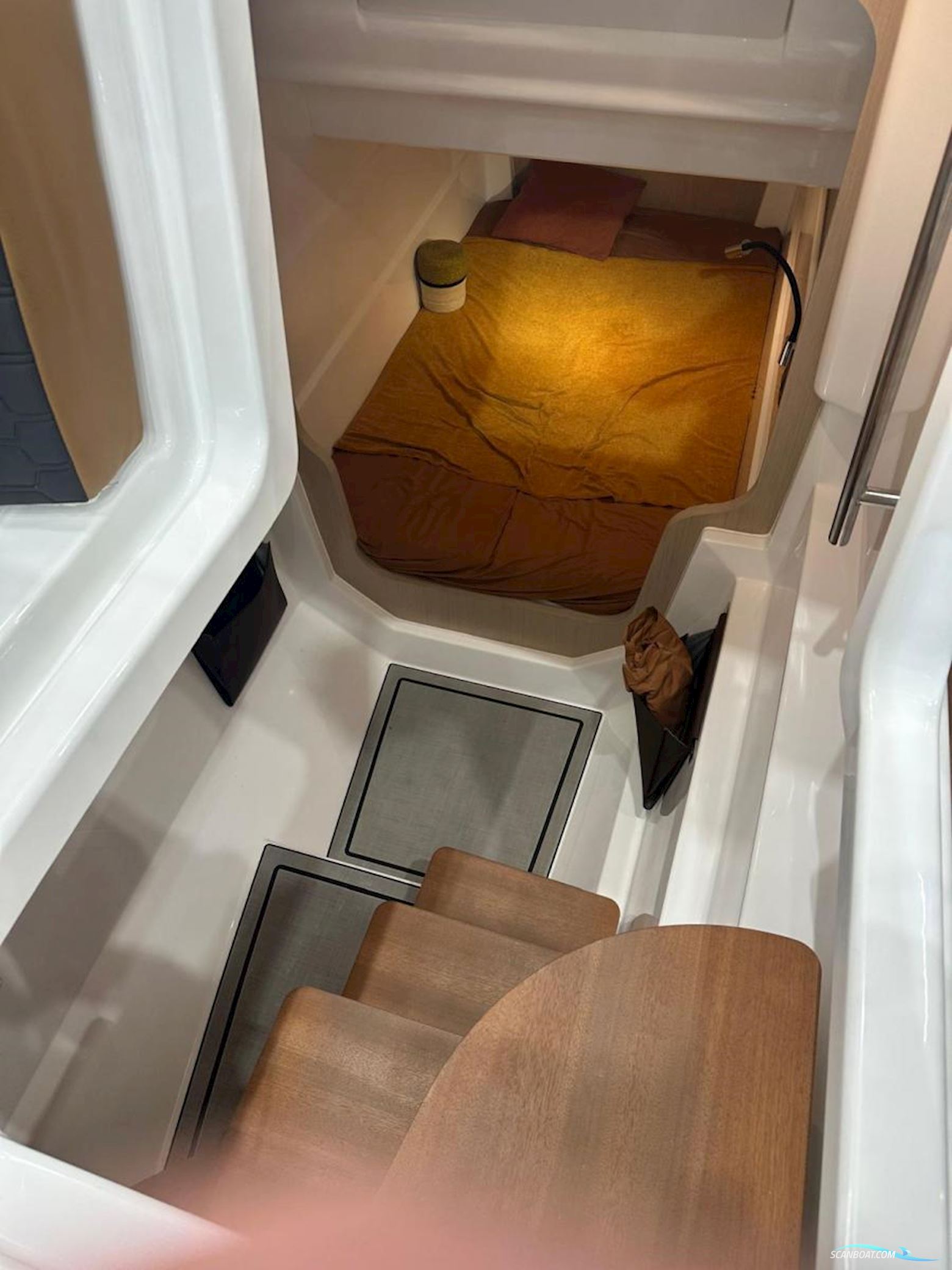 Jeanneau TH33 Twin-Hull