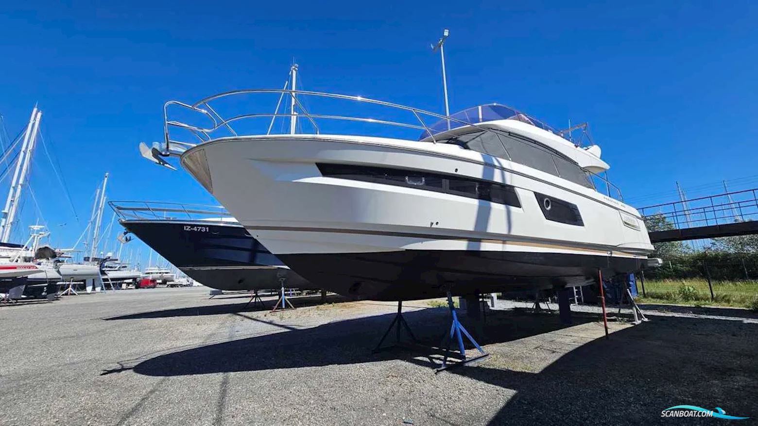 jeanneau yacht PRESTIGE 450
