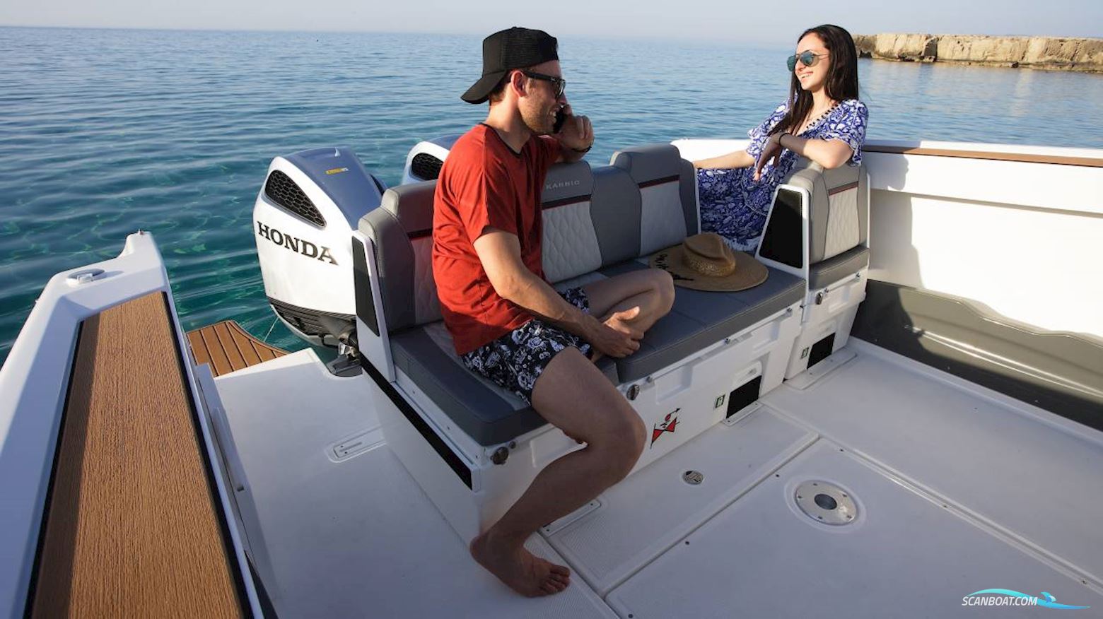 Karnic SL800 - F375 Xto - V8 Yamaha/Udstyr