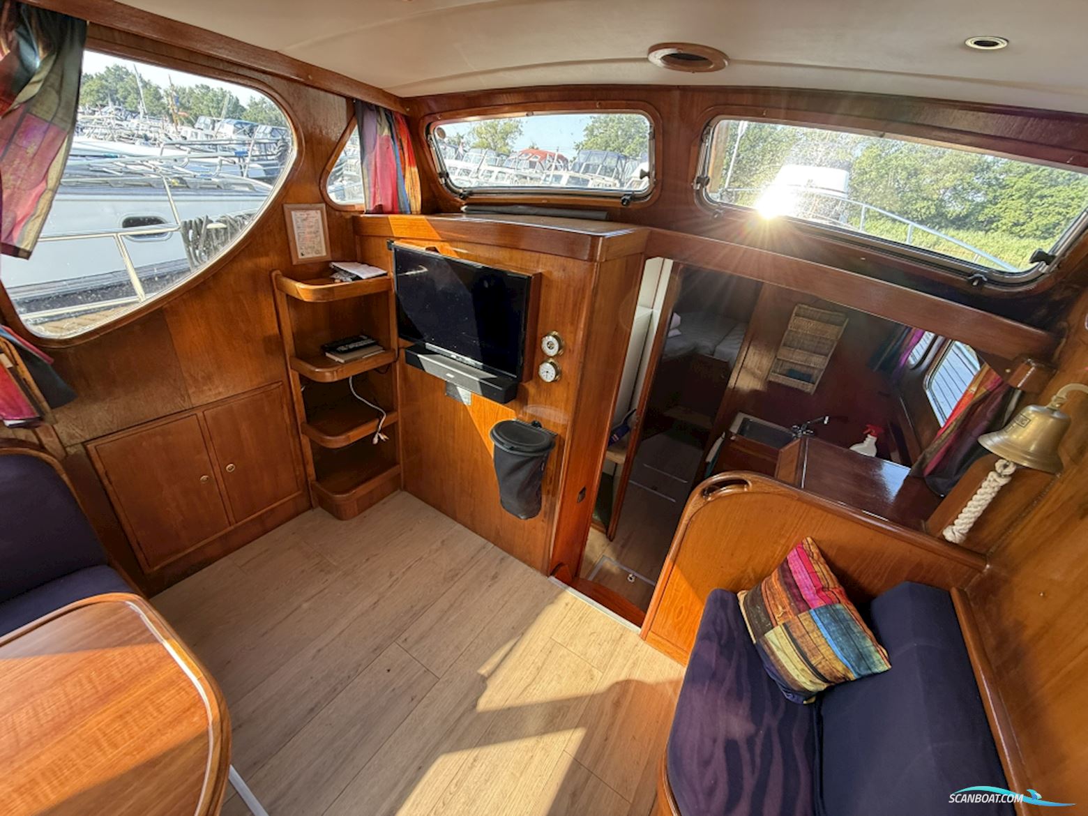 Klassiek Rondspant Motoryacht  1280