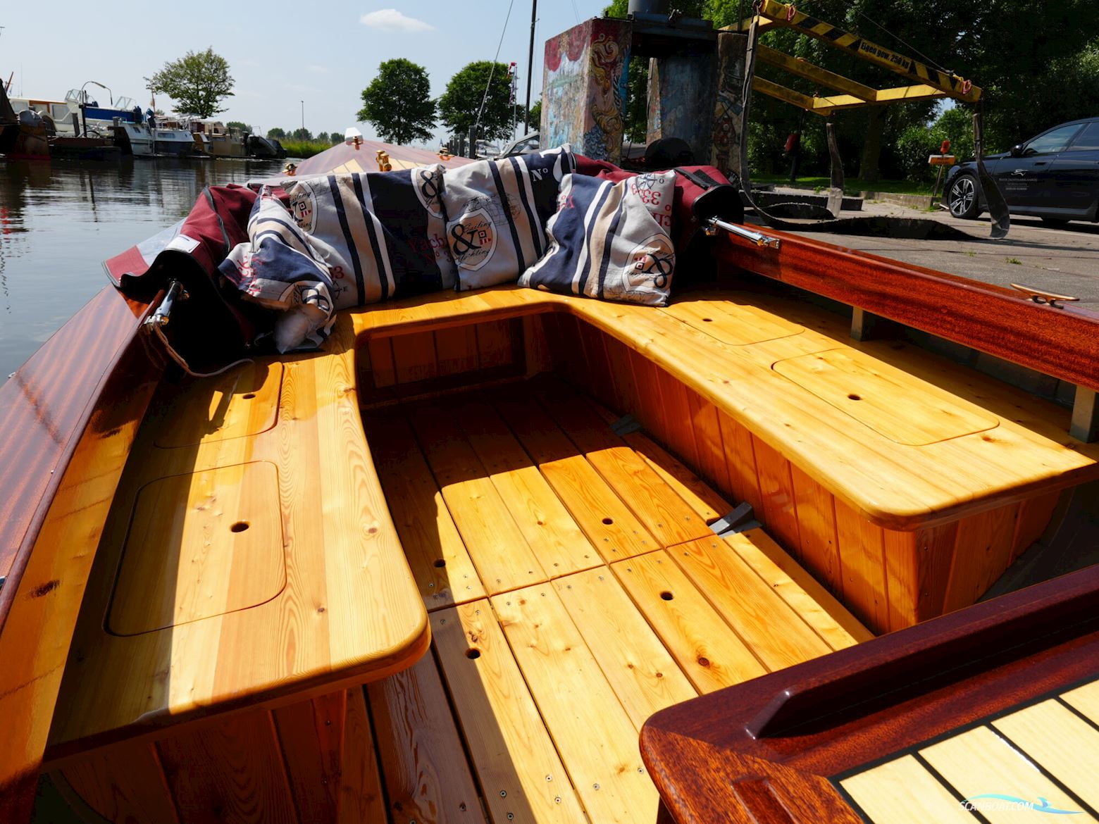 Klassieke Mahoniehouten Sloep 6.20