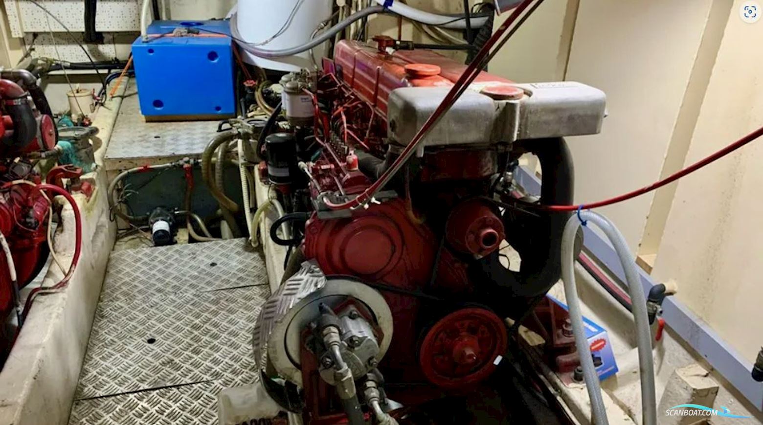 KONG AND HALVERSEN HK ISLAND GYPSY 44