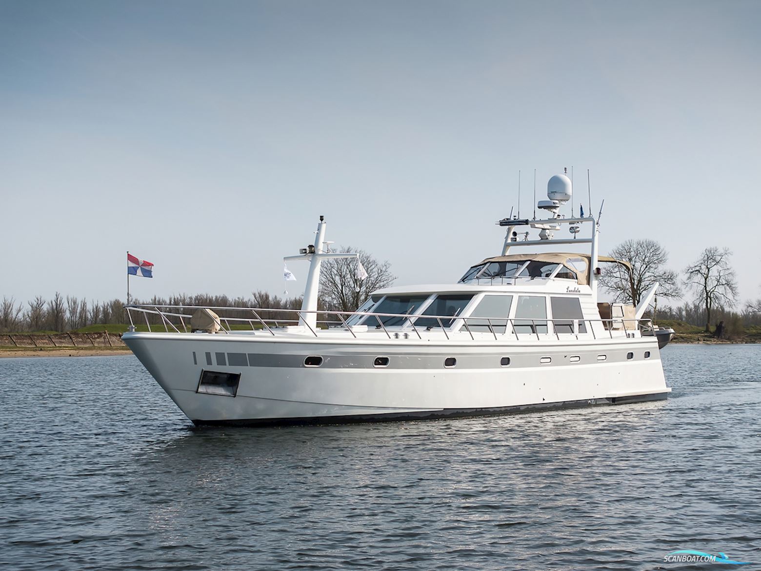 Laancruiser 2100