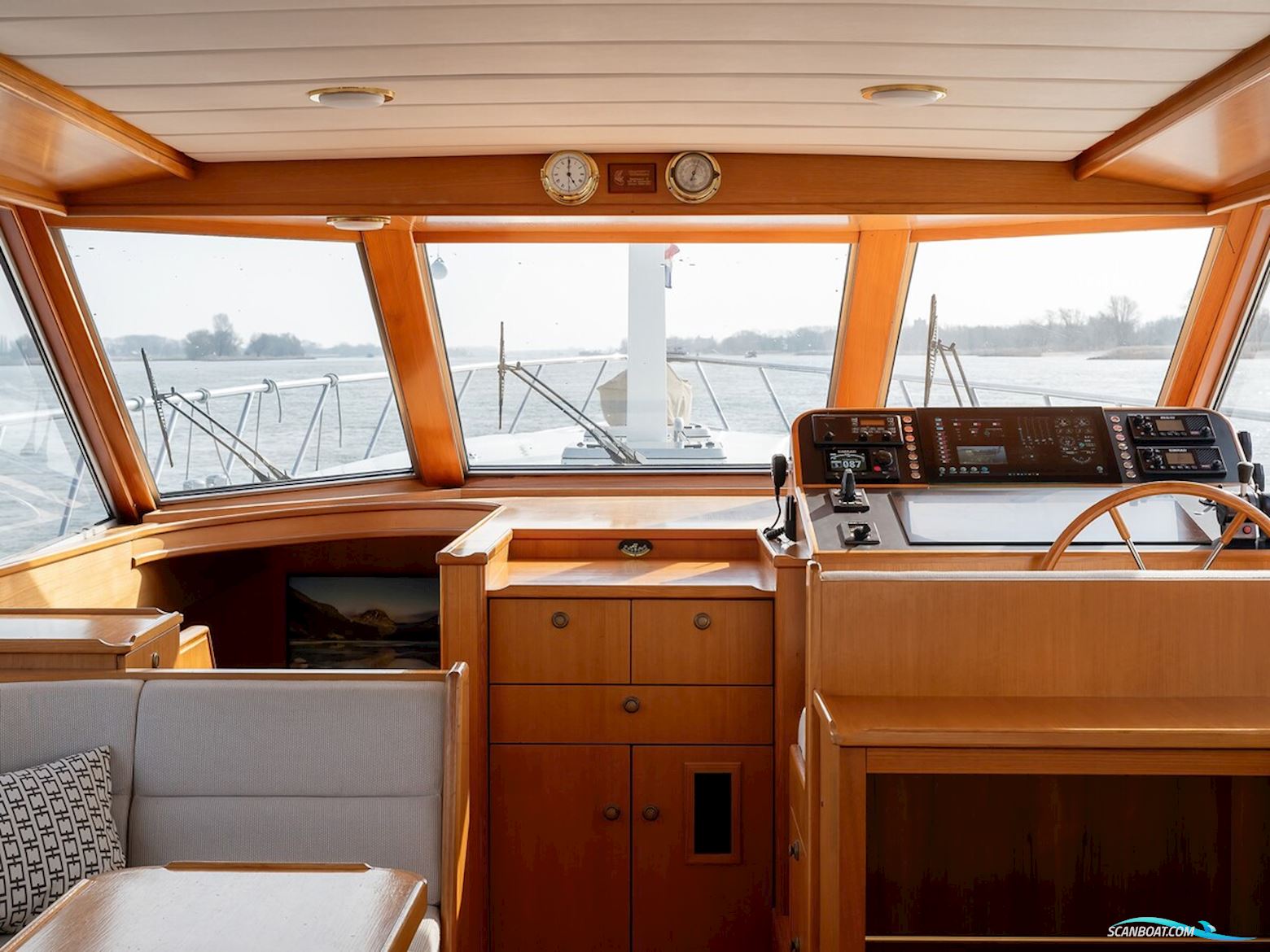 Laancruiser 2100