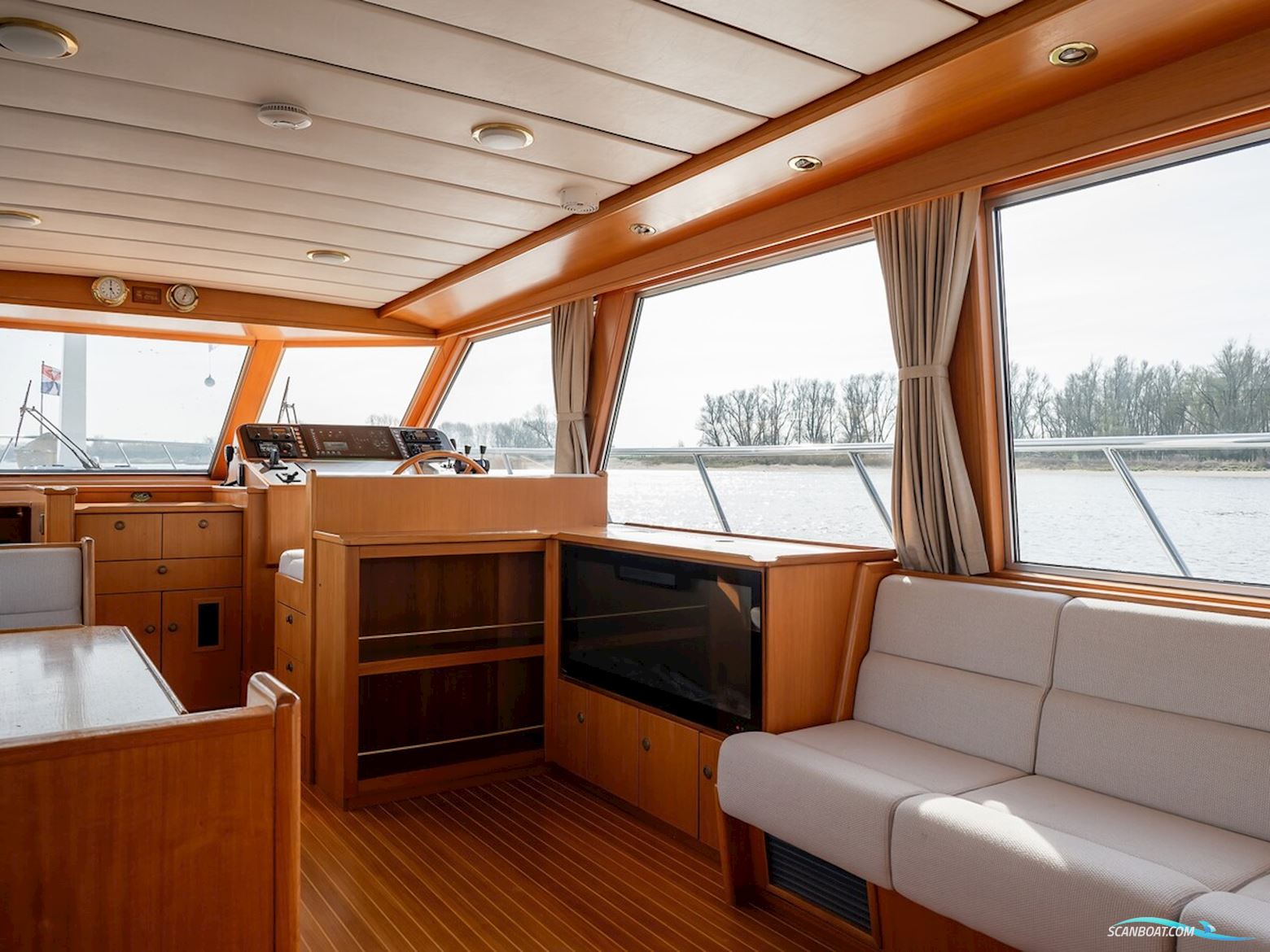 Laancruiser 2100