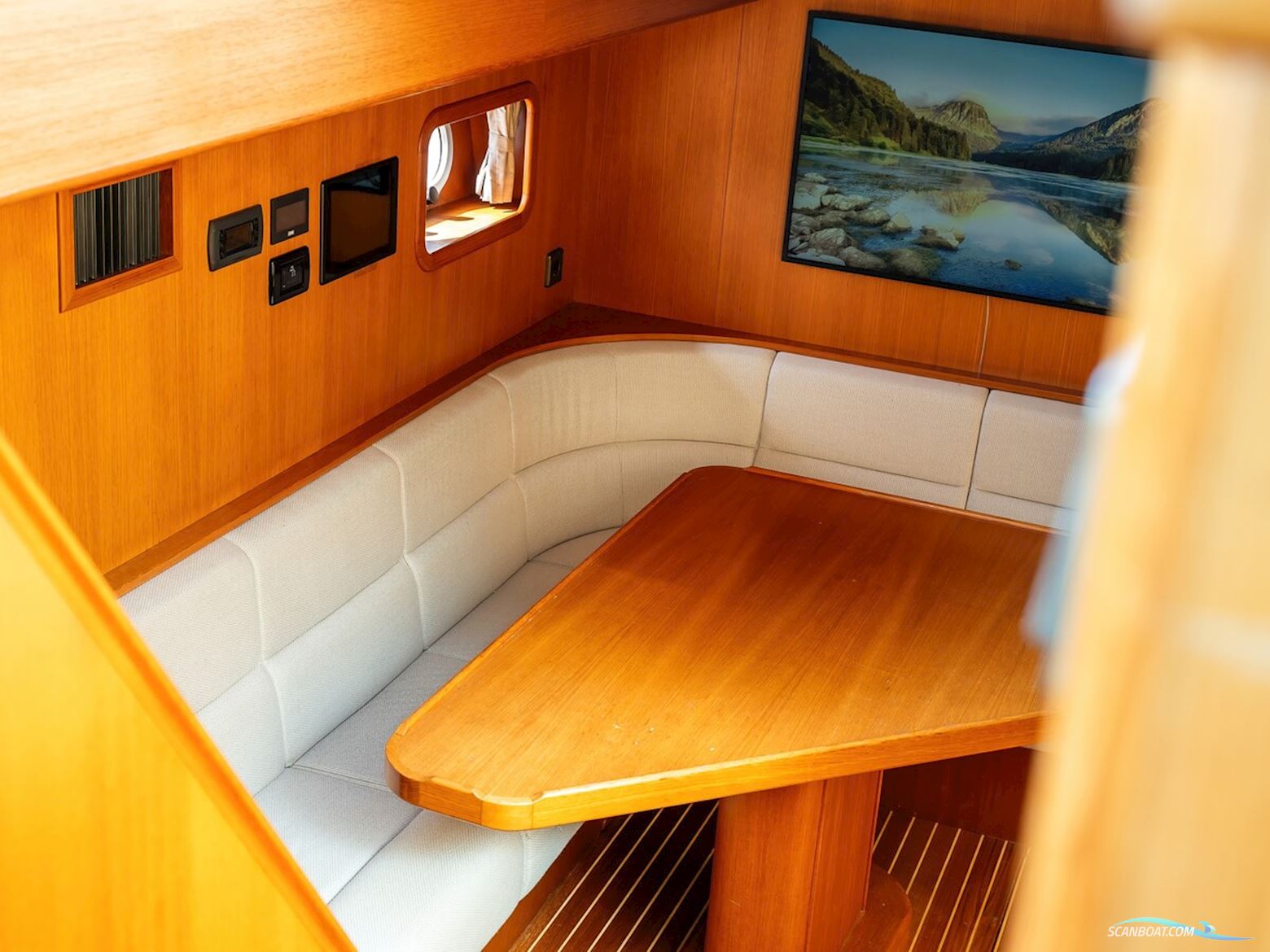 Laancruiser 2100