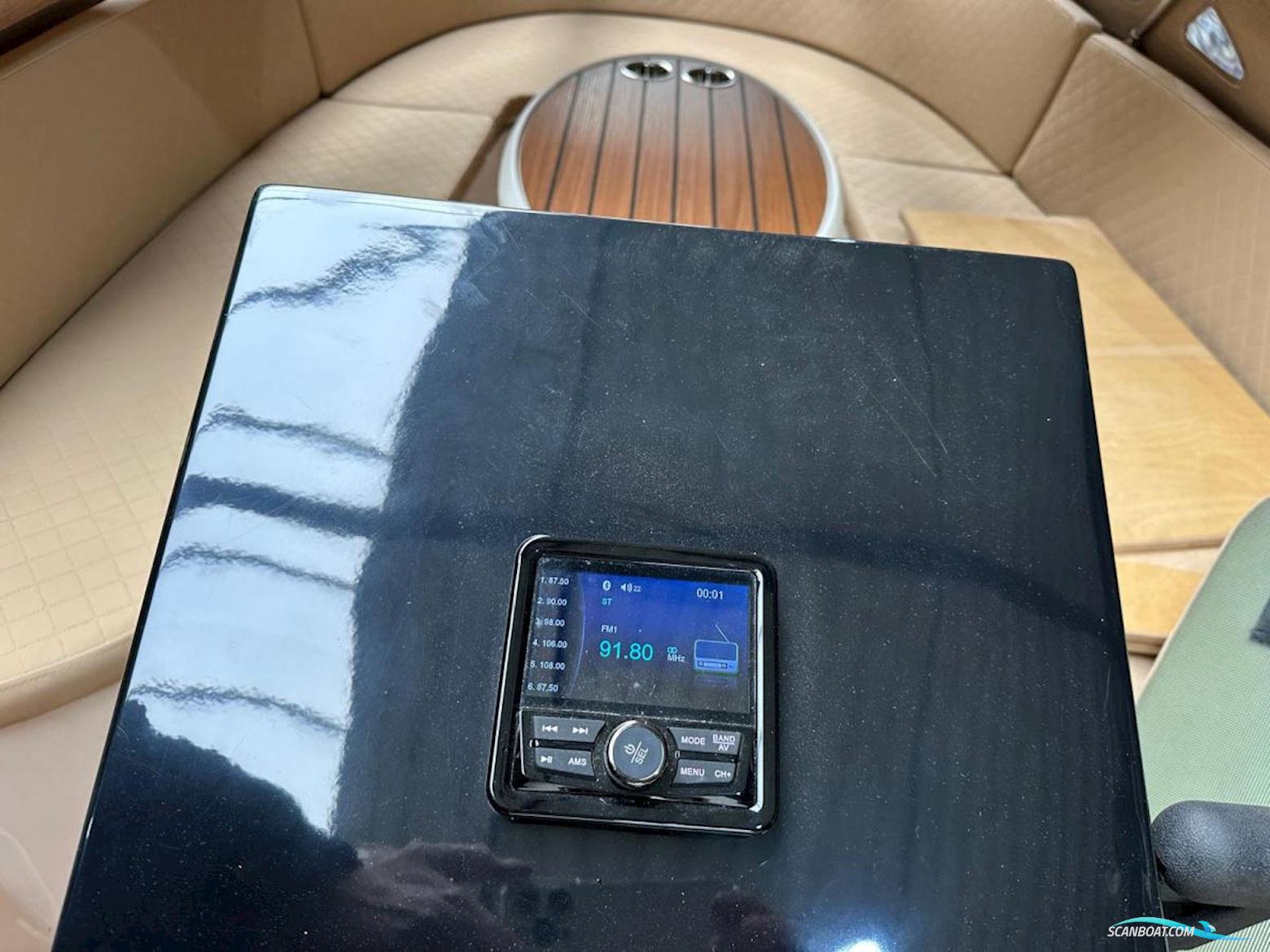 Lago Amore 595 Tender