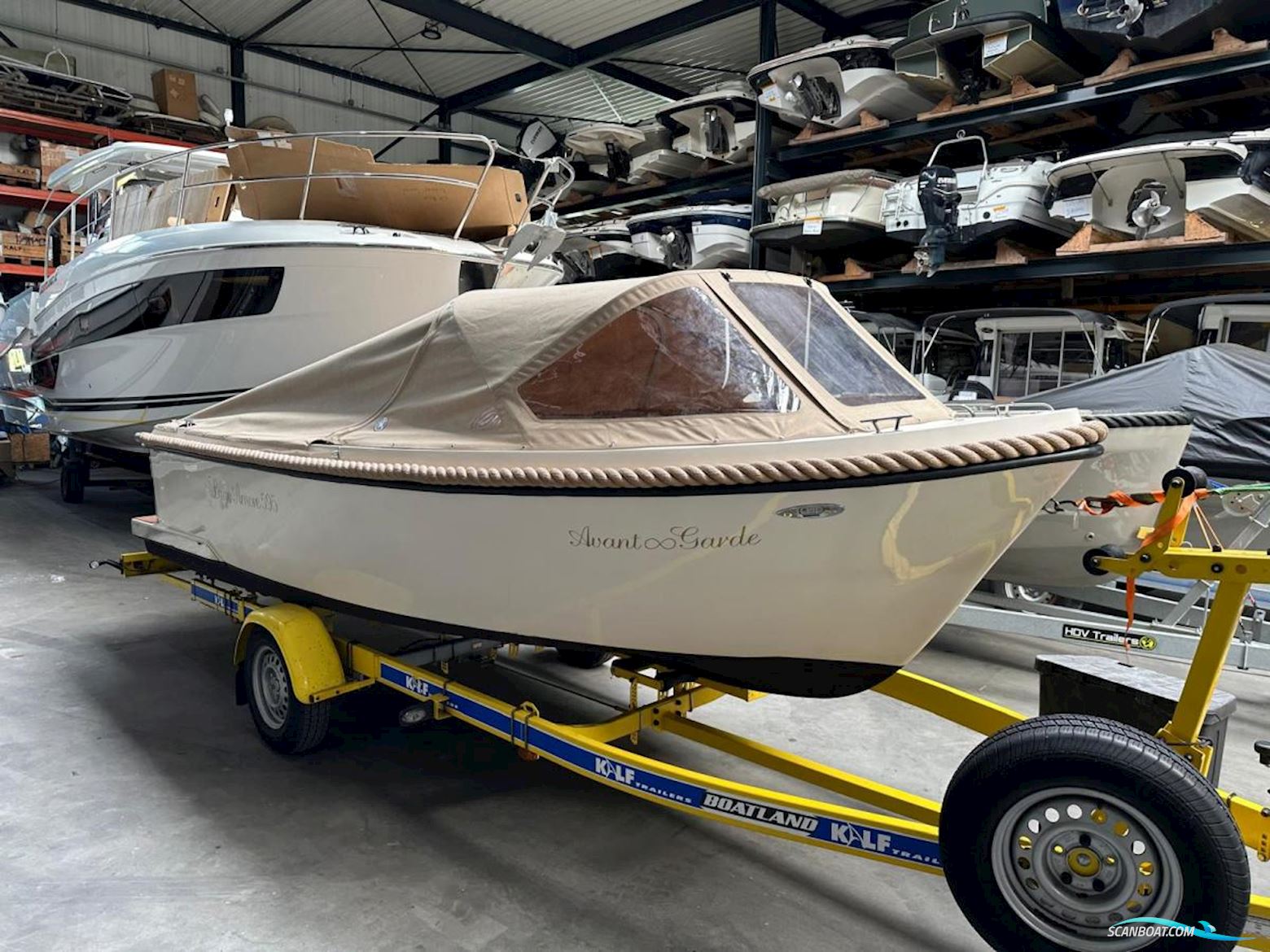 Lago Amore 595 Tender