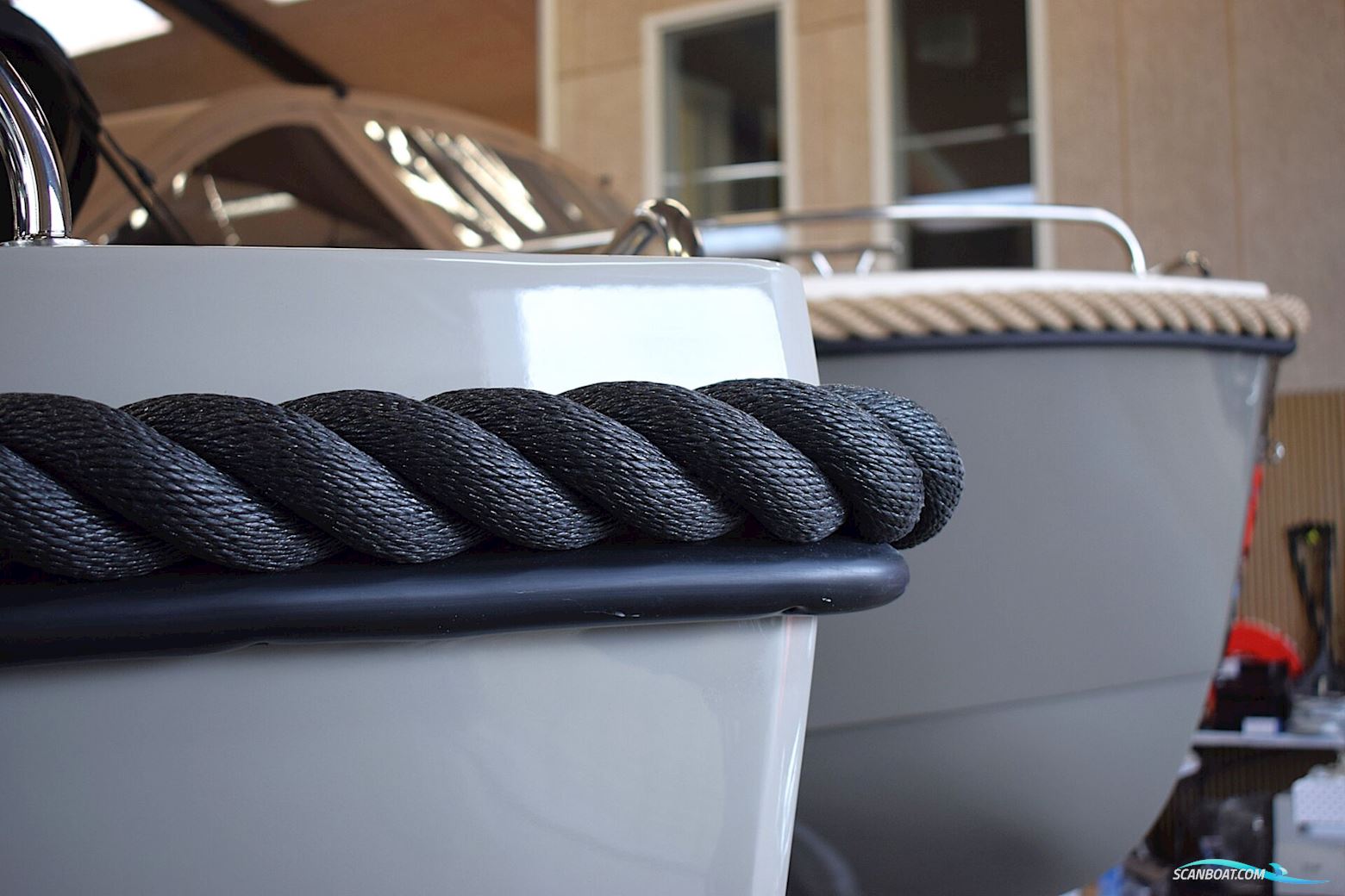 Lago Amore 606 Tender