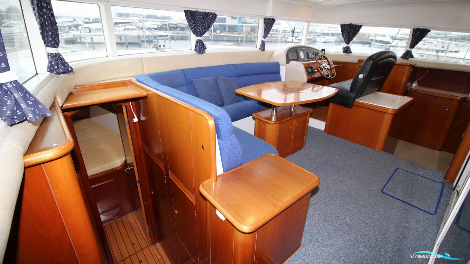 Lagoon 43 Power 3 cabins 