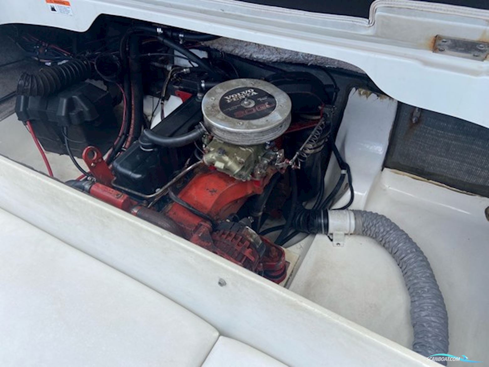 Larson 180 SEI LX, Volvo 3.0