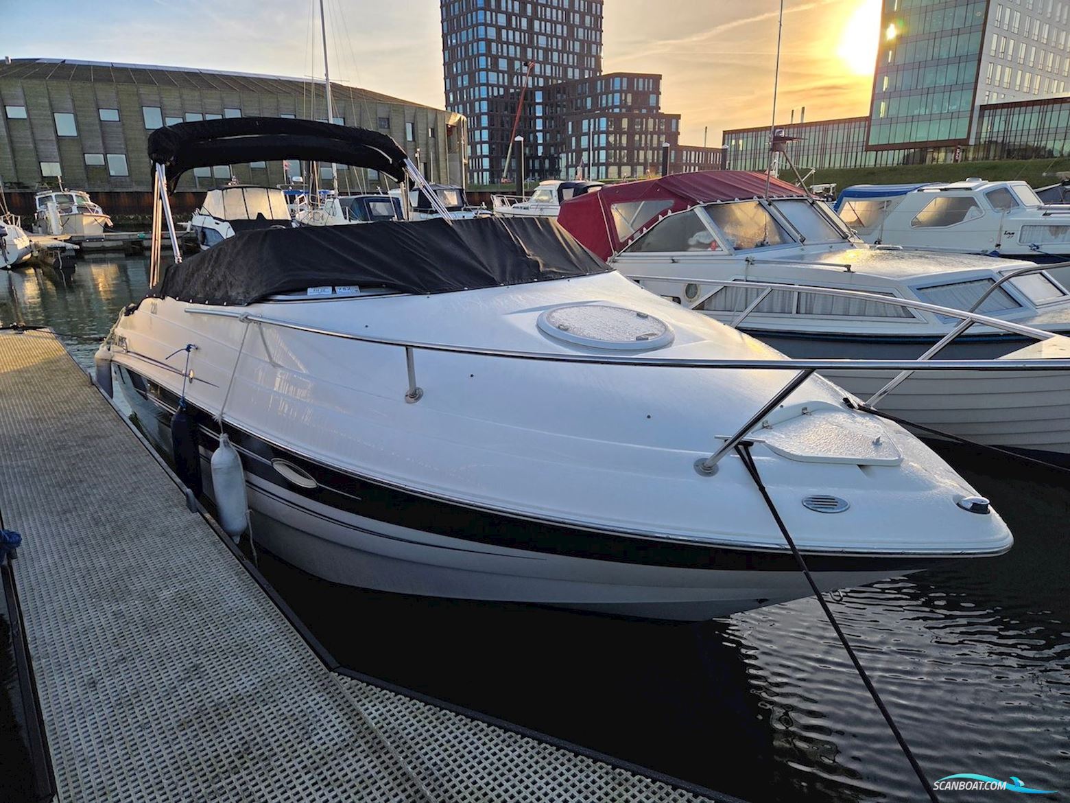 Larson 220 Cabrio Cuddy