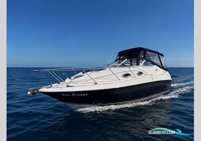 Larson 240 Cabrio Motorboat 2005, with Volvo D4-225 engine, United Kingdom