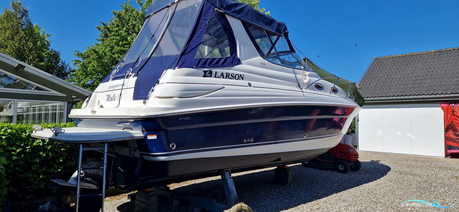 Larson 260 Cabrio Motorboat 2005, with Volvo Penta engine, Denmark