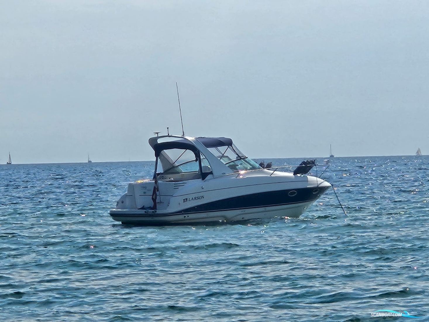 Larson 274 Cabrio