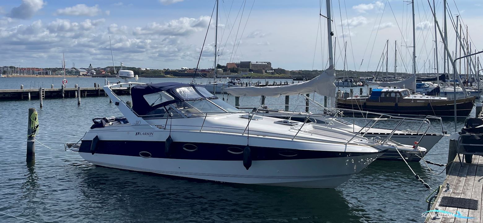 Larson 310 Cabrio Motorboat 1995, with Volvo Penta D4 engine, Sweden