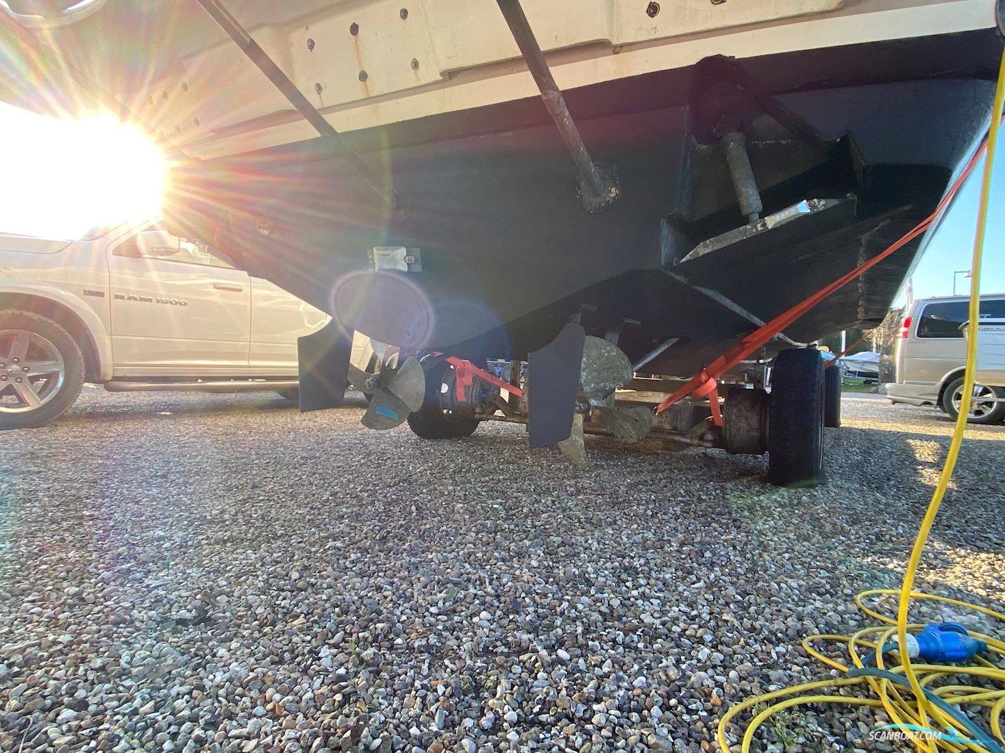 Larson 370 Cabrio HT