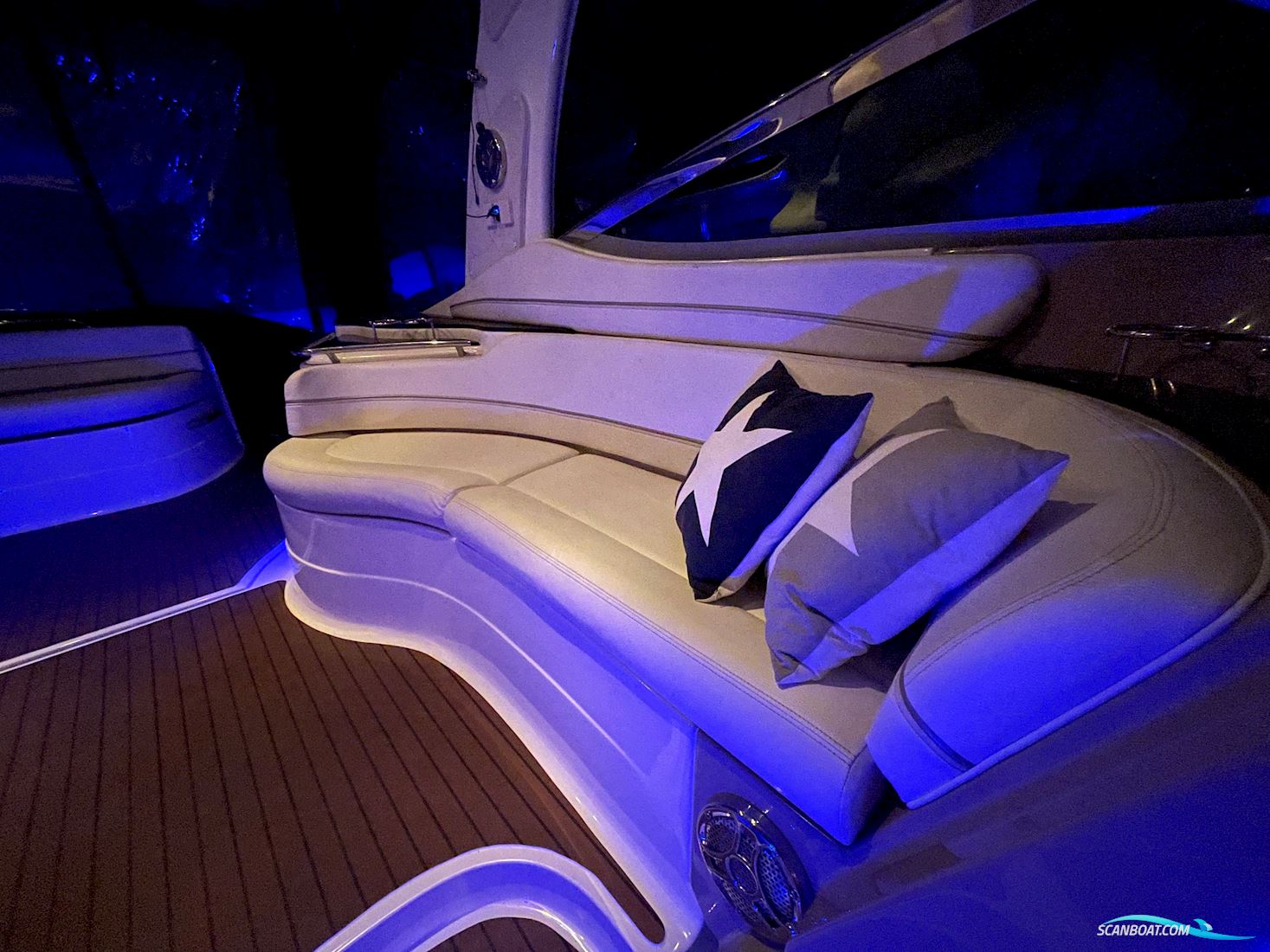 Larson 370 Coupe Ips 500