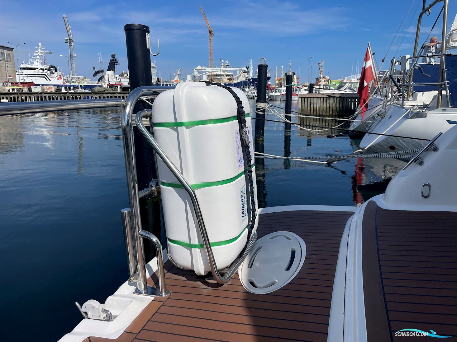 Larson 370 Coupe Ips 500