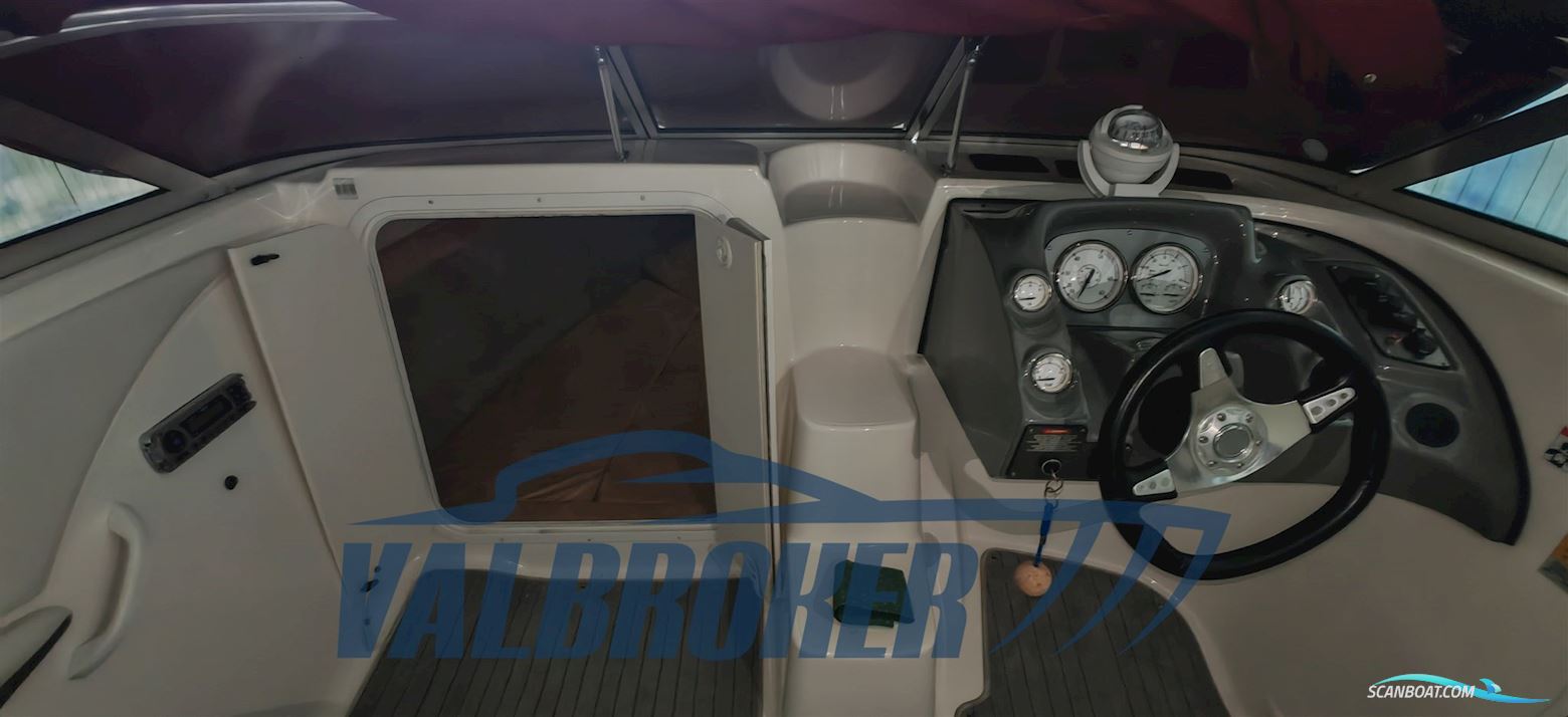 Larson Boats 216 Senza