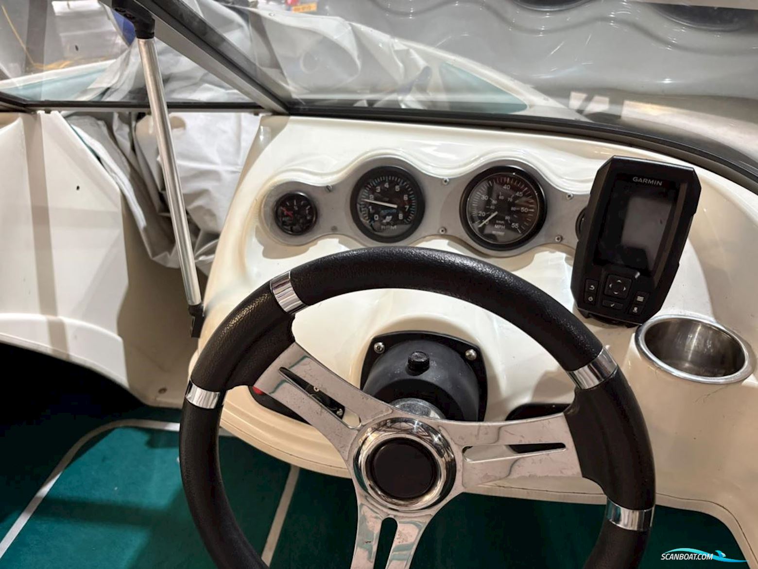 Larson Boats Flyer 166 BR