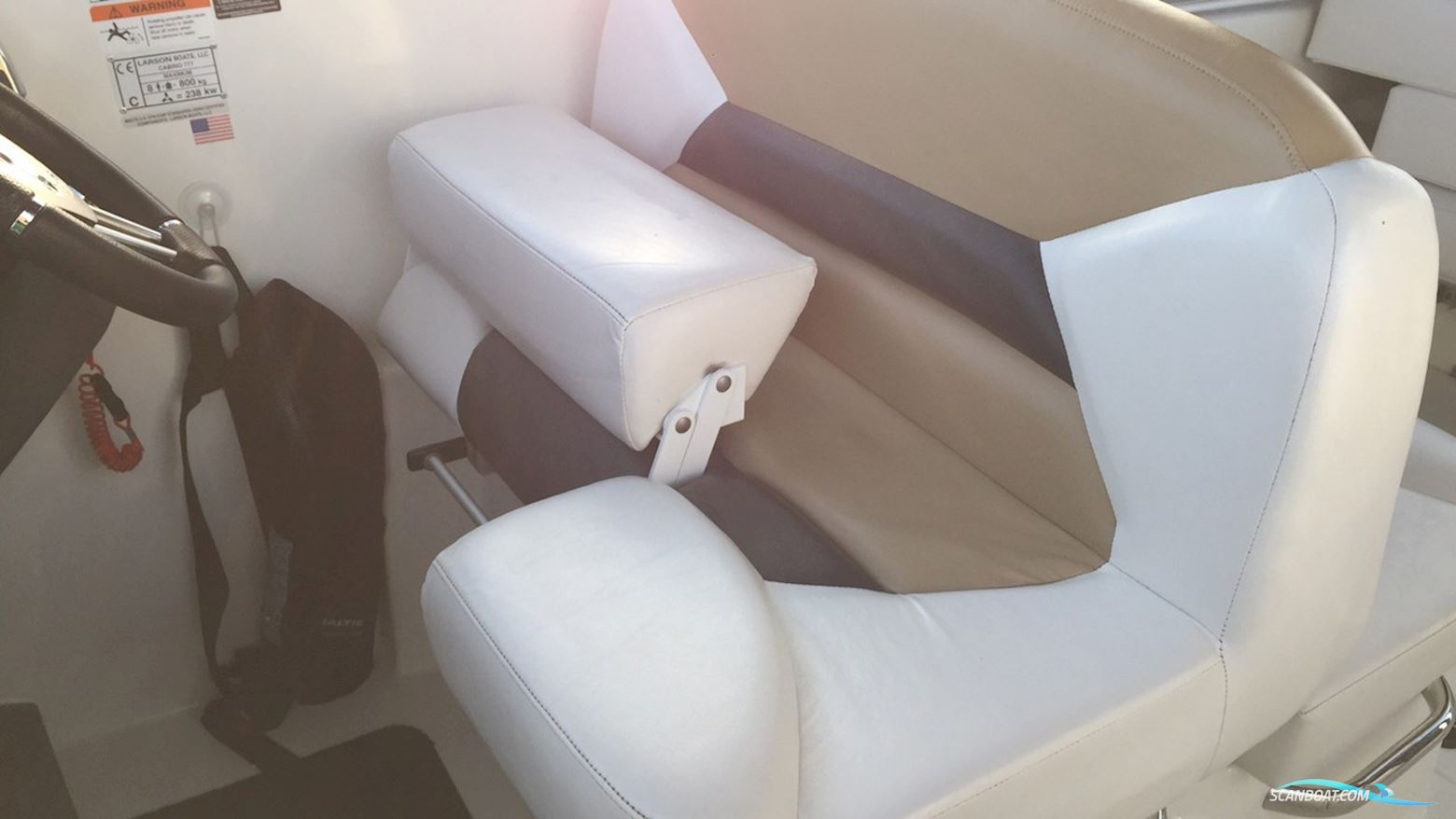 Larson Cabrio 777