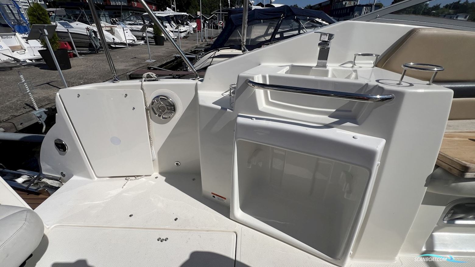 Larson Cabrio 777