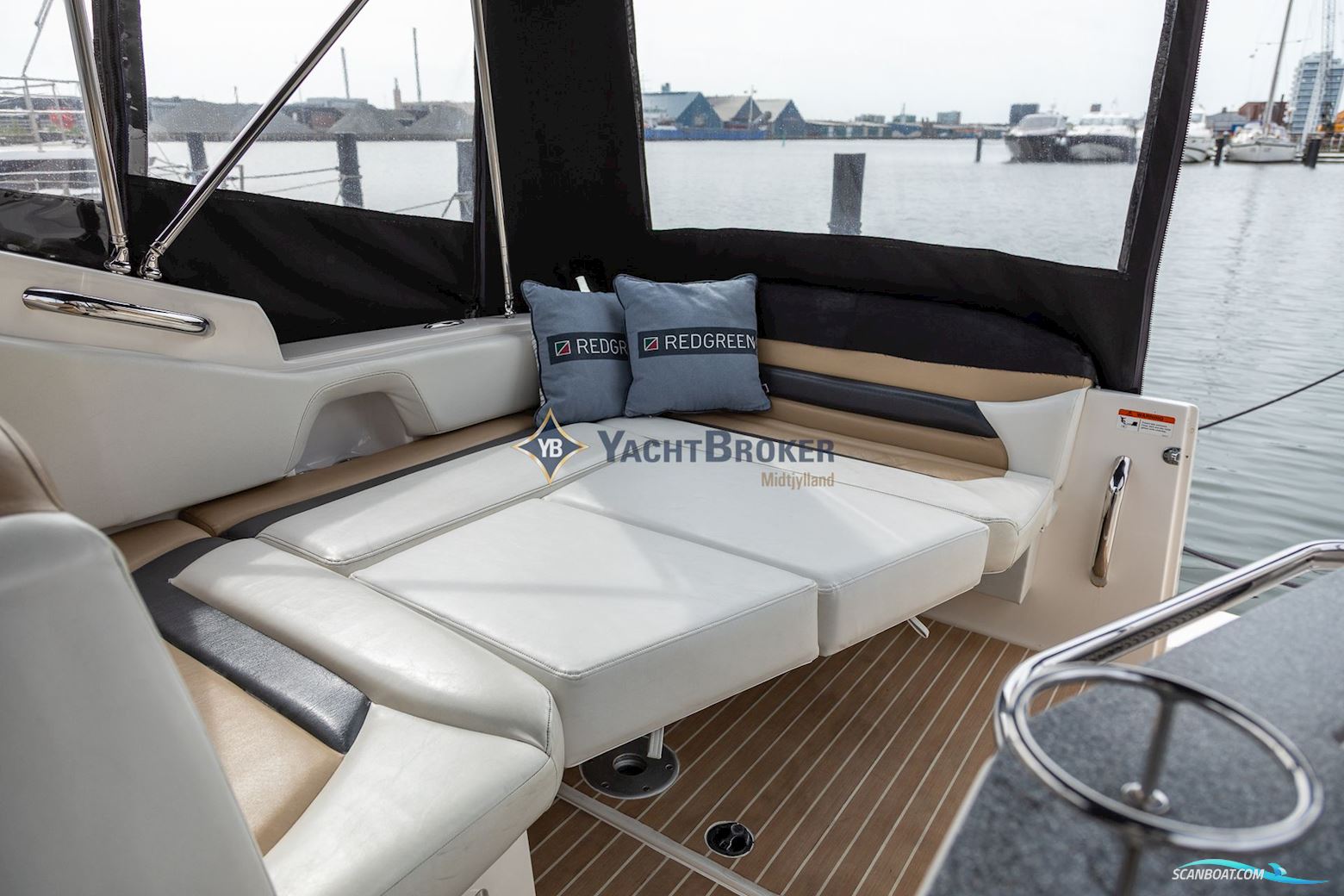 Larson Cabrio 857 - 2011 Motorboat 2011, with Volvo Penta D4 (436Timer) engine, Denmark