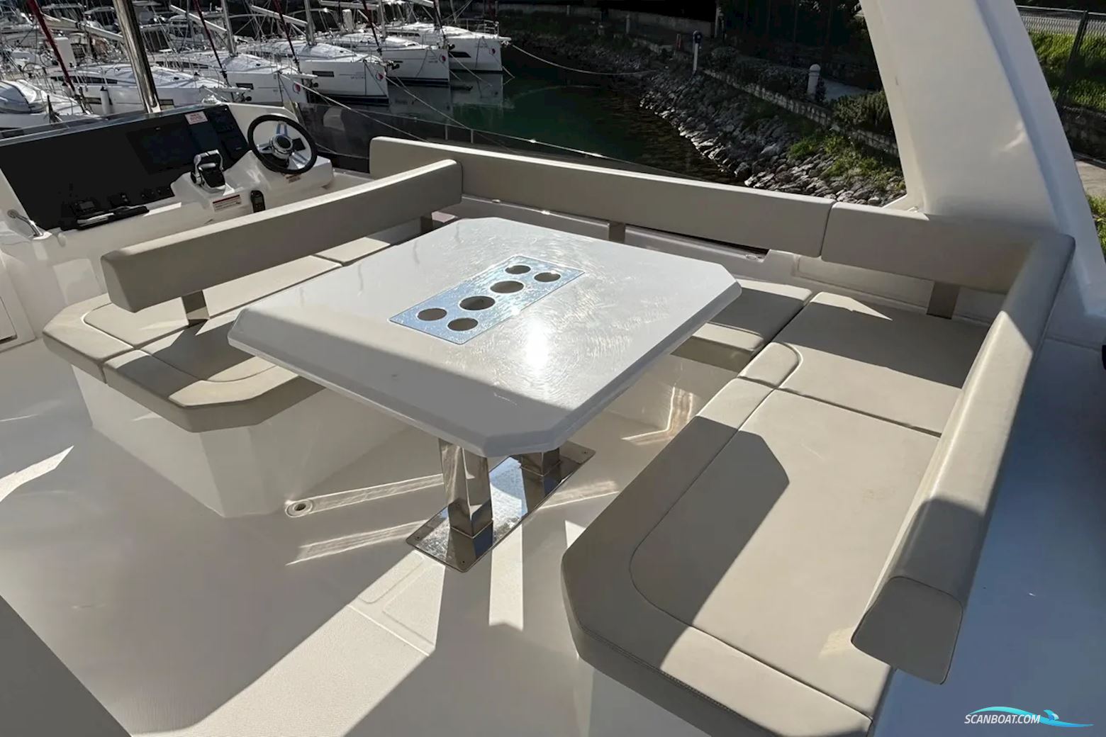 LEOPARD 40 Powercat