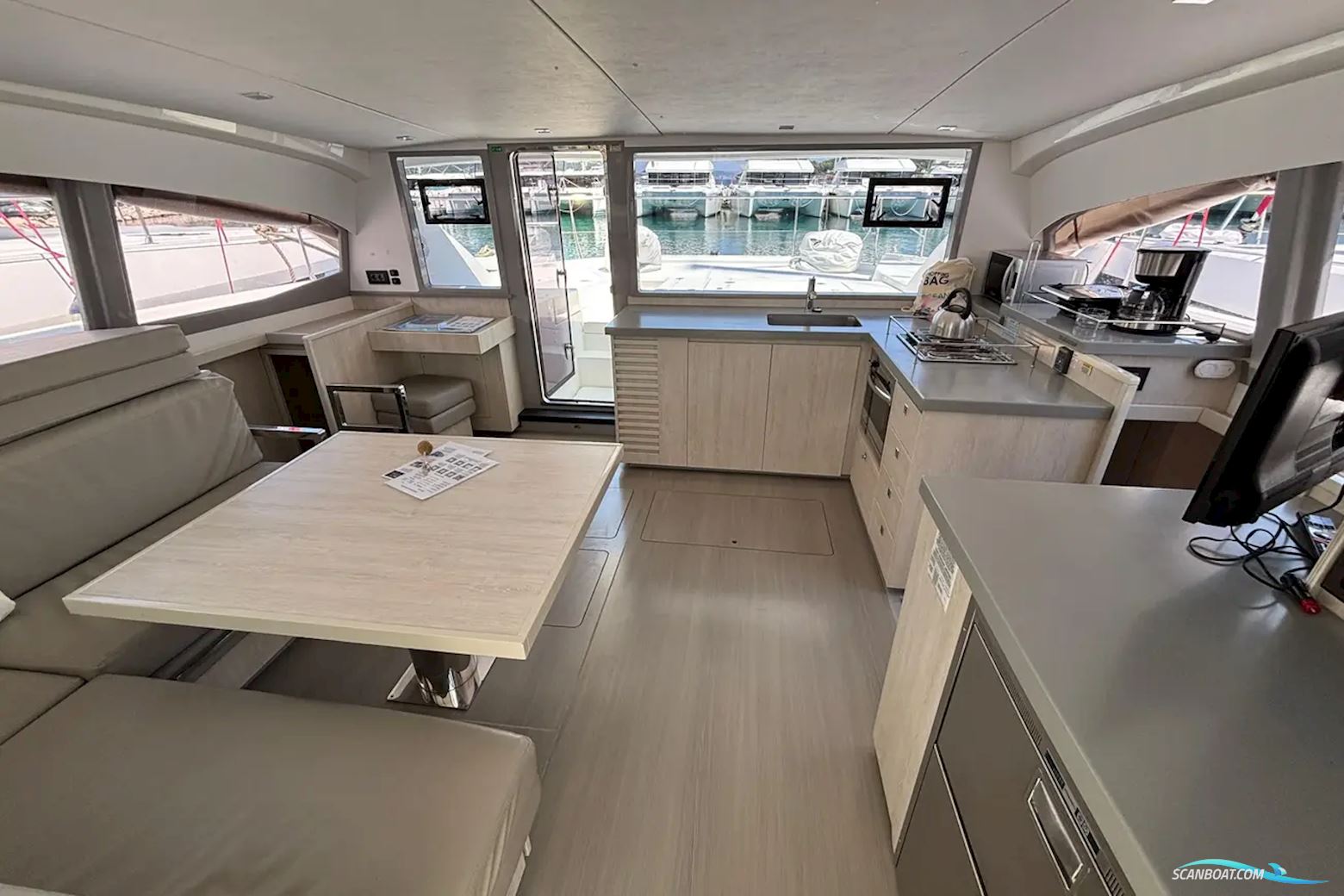 Leopard 43 Powercat
